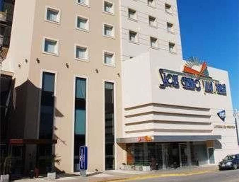 Howard Johnson Villa Maria Hotel Y Casino Εξωτερικό φωτογραφία