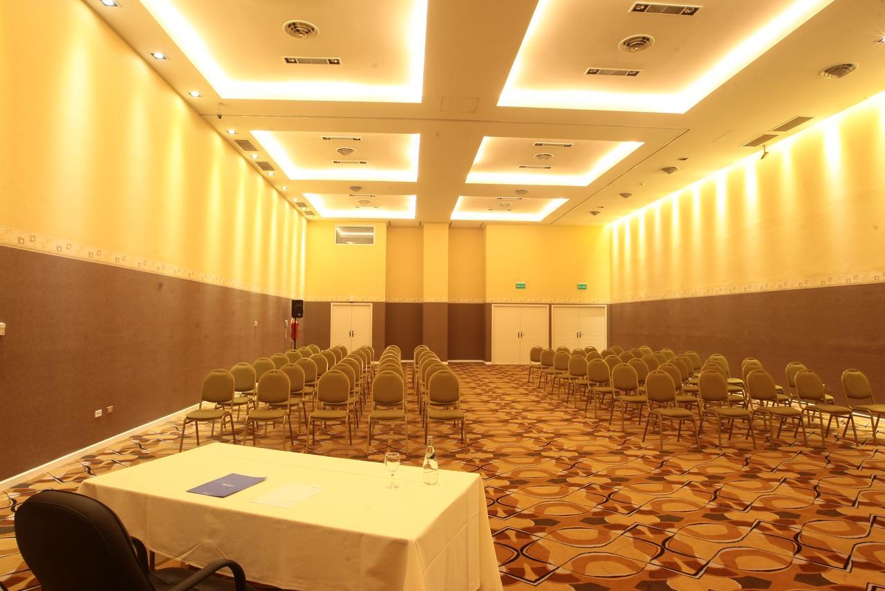 Howard Johnson Villa Maria Hotel Y Casino Εξωτερικό φωτογραφία